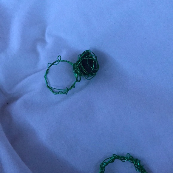 Rings - Picture 4 of 4